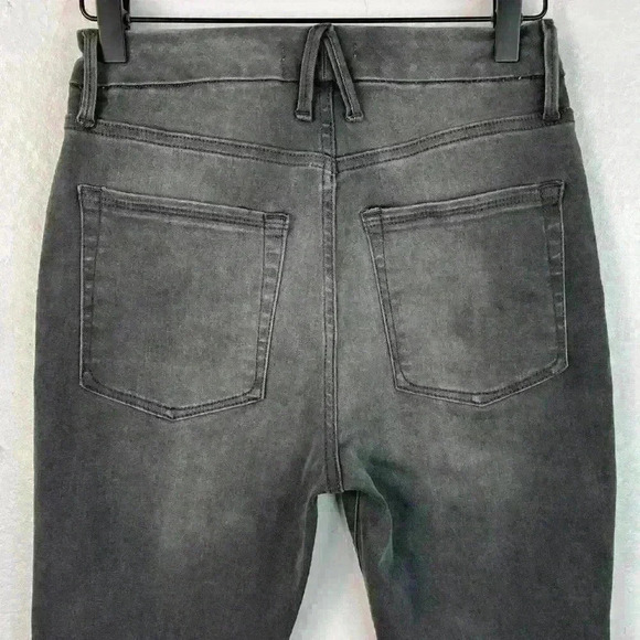 Good American Good Legs Crop - Picture 6 of 10